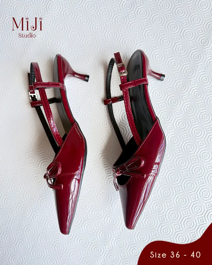 Lily Muse 5 ADJ.webp