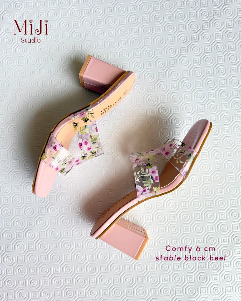 Meri Bloom CP 2.webp